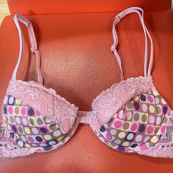 Evidence bra and pants set, size 34A and S/EUR 96sm - Picture 2 of 7